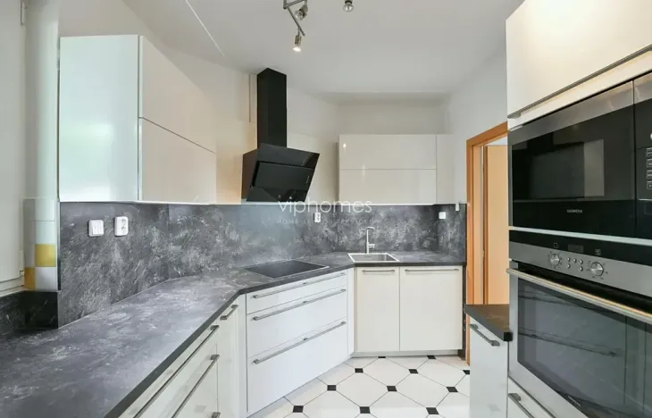 Pronájem vily, Praha - Jinonice, 312 m2