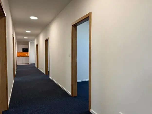 Pronájem kanceláře, Brno, Cimburkova, 182 m2