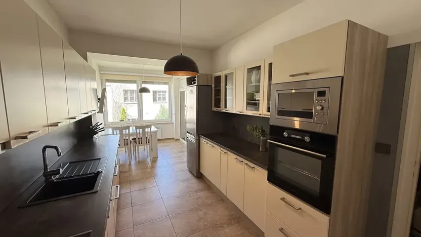 Prodej rodinného domu, Zlín, Lorencova, 247 m2