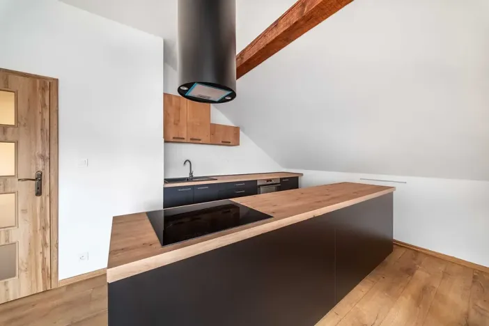 Pronájem bytu 4+kk, Plzeň, Dvorní, 94 m2