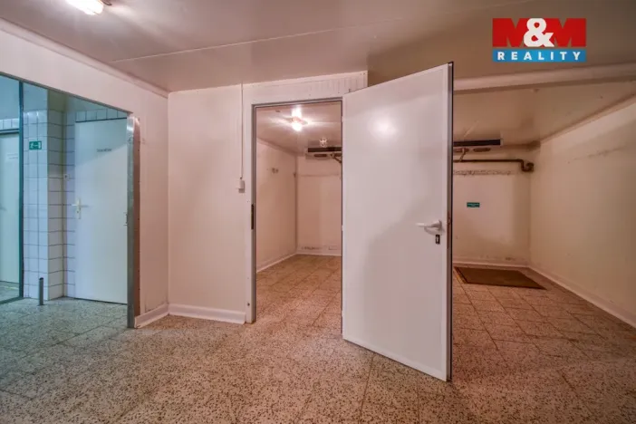 Prodej výrobních prostor, Potvorov, 377 m2