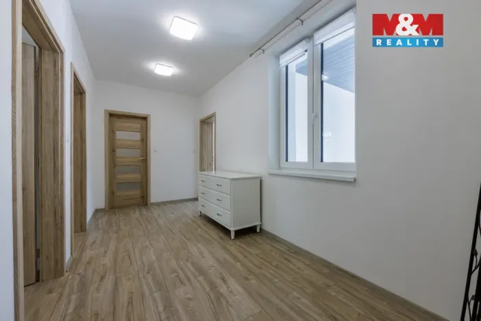Prodej bytu 3+kk, Cheb, Břehnická, 90 m2