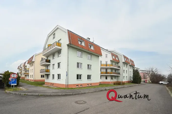 Pronájem bytu 3+1, Praha - Suchdol, K Horoměřicům, 90 m2