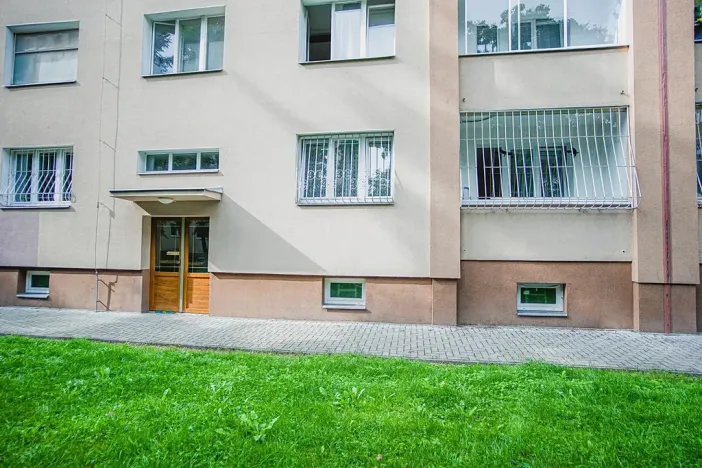 Pronájem bytu 3+1, Praha - Břevnov, Nad alejí, 69 m2