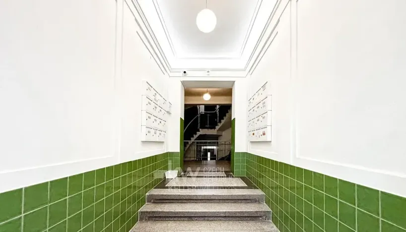 Pronájem bytu 2+kk, Praha - Žižkov, Viklefova, 56 m2