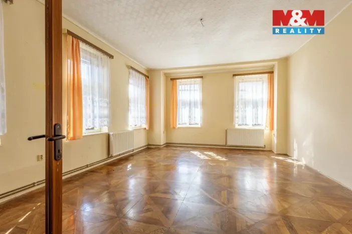 Prodej rodinného domu, Krásná Lípa - Zahrady, 300 m2