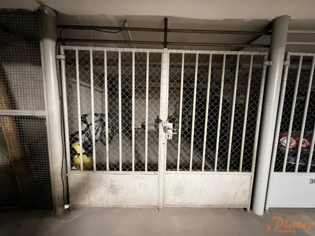 Pronájem garáže, Praha - Vokovice, Tobrucká, 17 m2