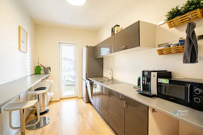 Prodej kanceláře, Vysoký Újezd, Stodolní, 425 m2