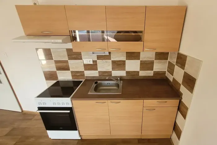 Pronájem bytu 1+kk, Ústí nad Labem, Hradiště, 39 m2