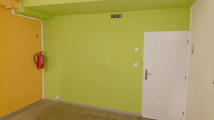 Pronájem kanceláře, Praha - Nové Město, V jámě, 16 m2