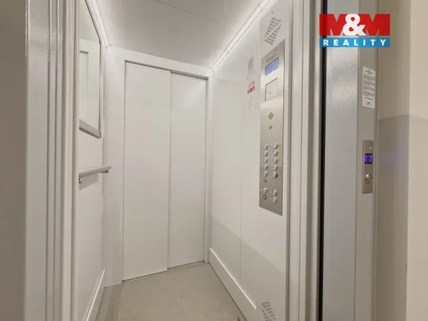 Prodej bytu 3+1, Ostrava - Zábřeh, Středoškolská, 64 m2