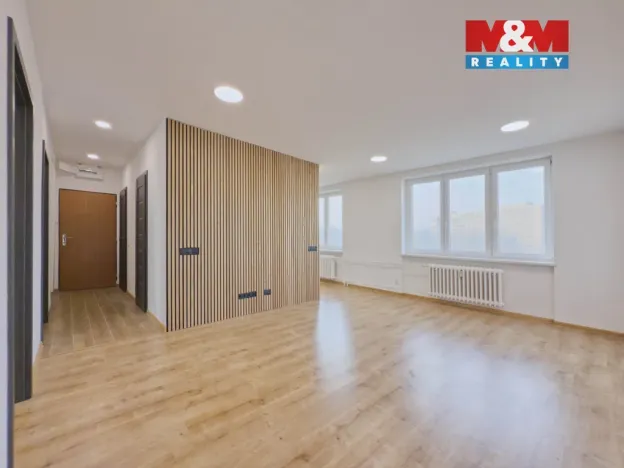 Prodej bytu 3+1, Ostrava - Poruba, Aleše Hrdličky, 62 m2