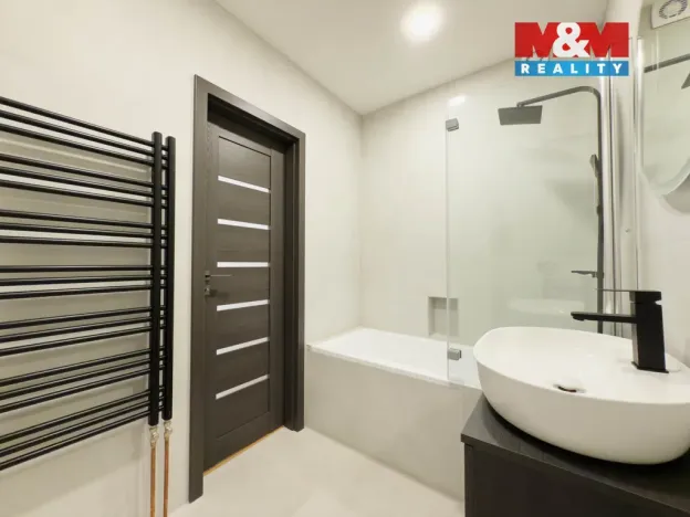 Prodej bytu 3+1, Ostrava - Poruba, Aleše Hrdličky, 62 m2