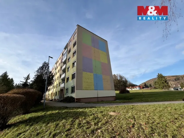 Prodej bytu 3+1, Klášterec nad Ohří, Na Vyhlídce, 66 m2