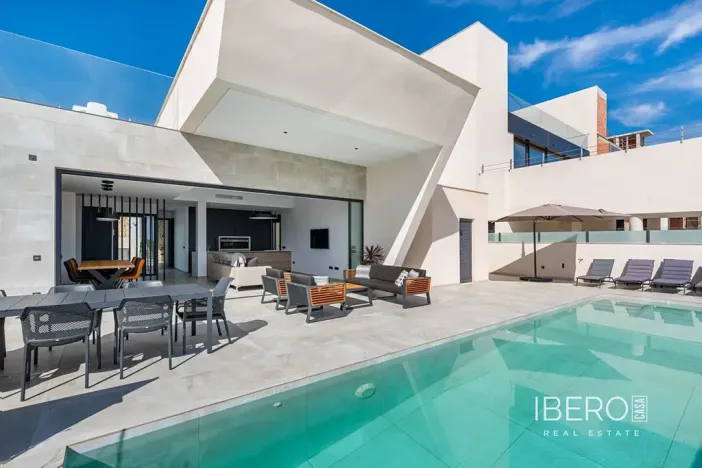 Prodej rodinného domu, Quesada, Španělsko, 333 m2