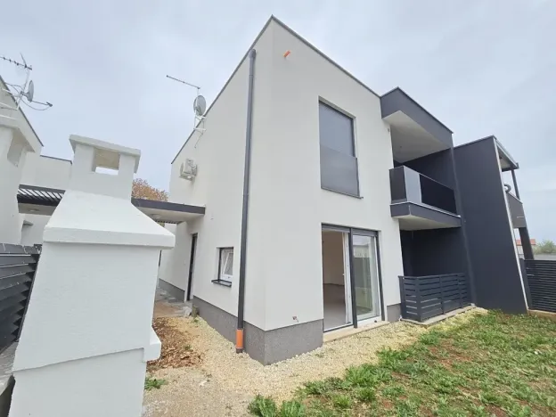 Prodej rodinného domu, Medulin, Chorvatsko, 120 m2