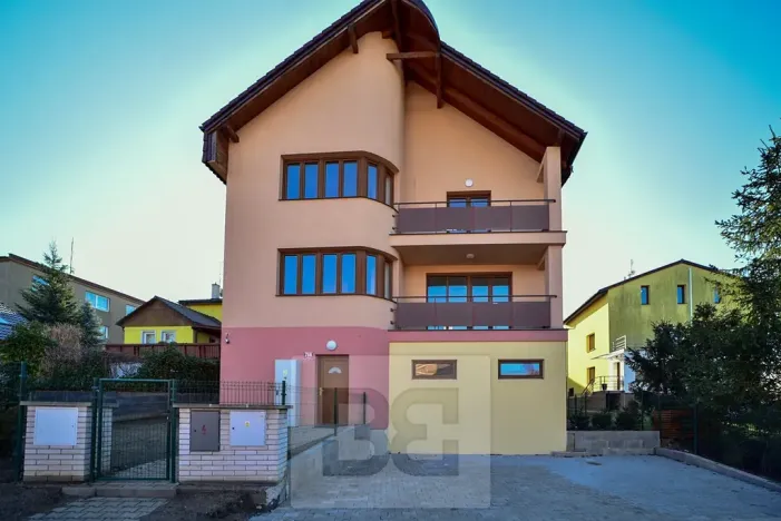 Pronájem bytu 2+kk, Praha - Hostavice, Jakubovská, 39 m2