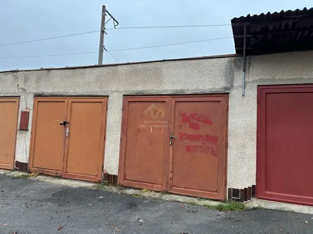 Prodej garáže, Plzeň, Nemocniční, 18 m2