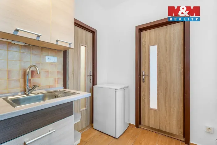 Pronájem bytu 1+1, Liberec, Borový vrch, 38 m2