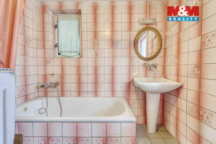 Prodej chalupy, Rejštejn - Velký Radkov, 240 m2