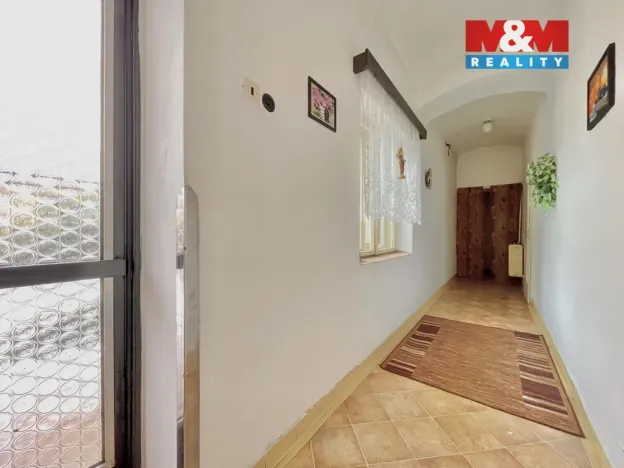 Prodej rodinného domu, Třebařov, 336 m2