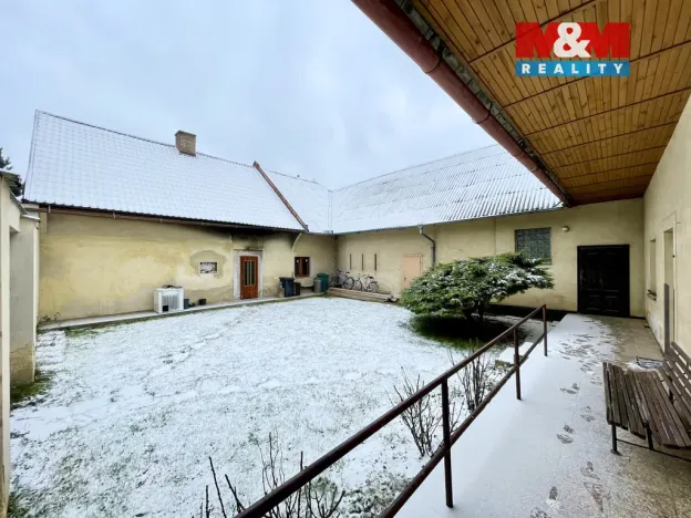 Prodej rodinného domu, Třebařov, 216 m2