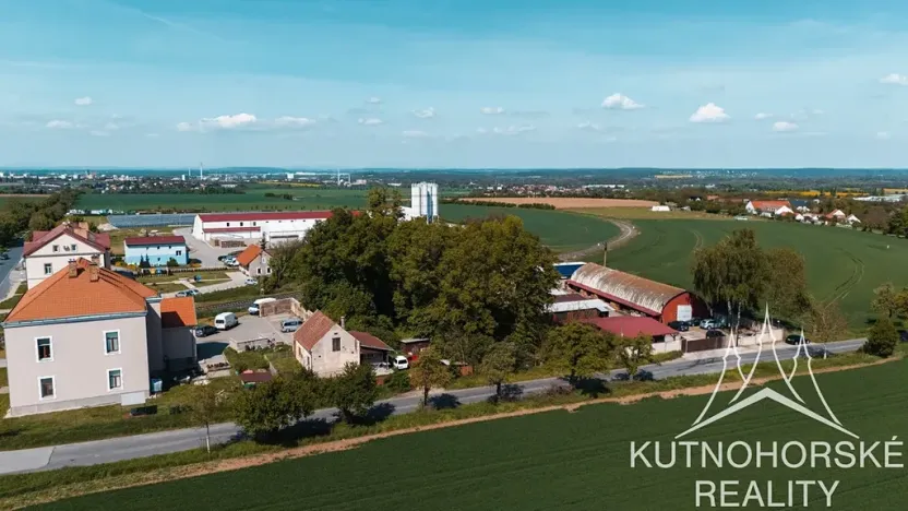 Prodej pozemku pro bydlení, Červené Pečky, V Cihelně, 2190 m2