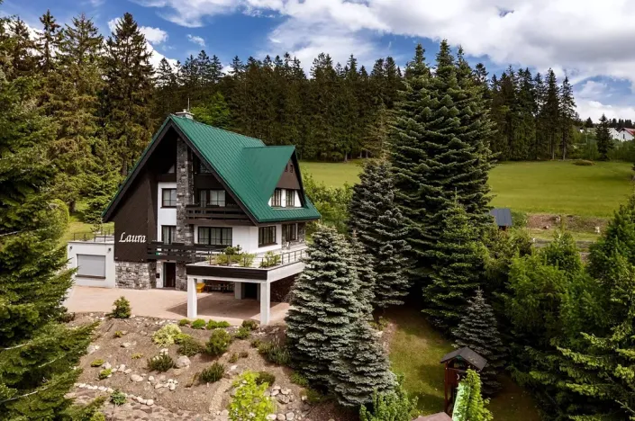 Prodej ubytování, Benecko, 635 m2