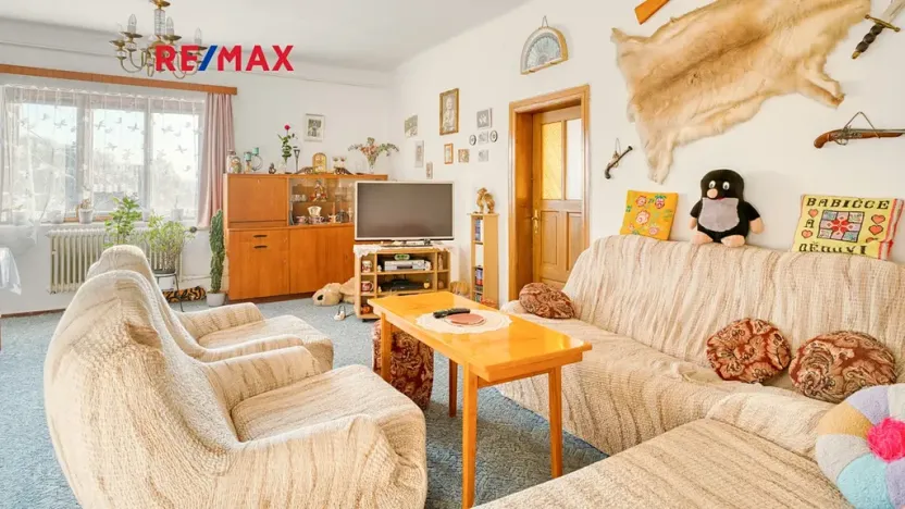 Prodej rodinného domu, Provodín, 290 m2