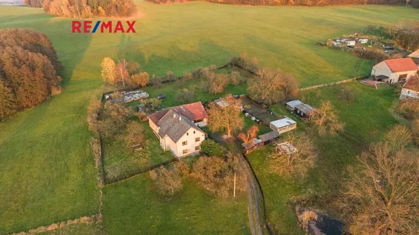 Prodej rodinného domu, Provodín, 290 m2