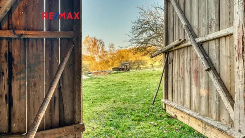 Prodej rodinného domu, Provodín, 290 m2