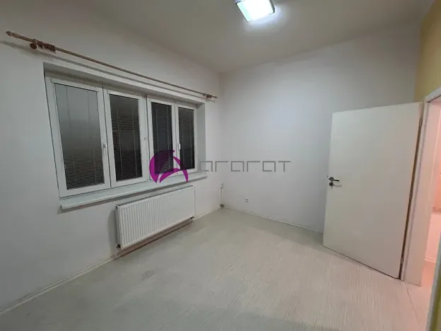 Pronájem bytu 1+1, Olomouc, Dobrovského, 46 m2