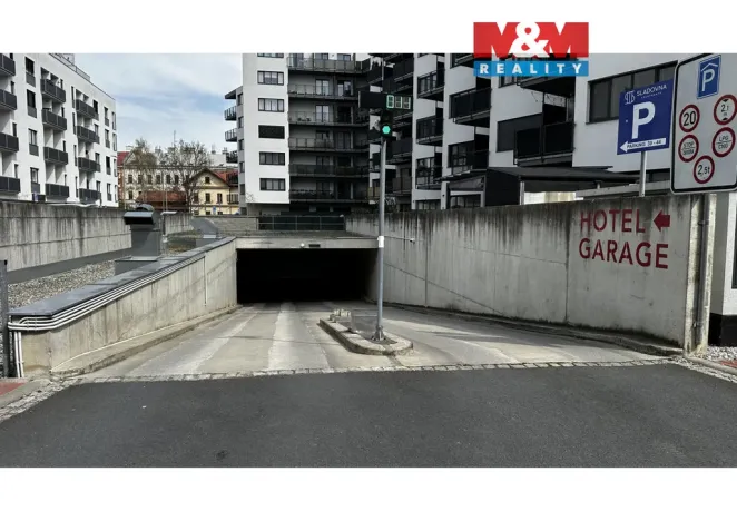 Pronájem garážového stání, Olomouc, Eduarda Hamburgera, 13 m2