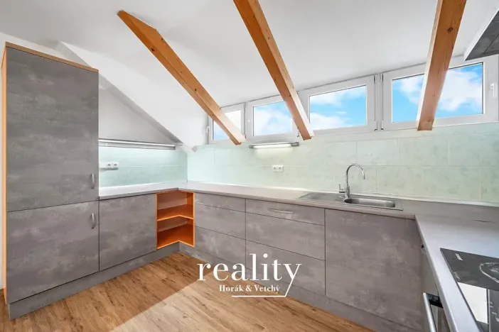 Pronájem bytu 3+kk, Jihlava, Na Bělidle, 110 m2