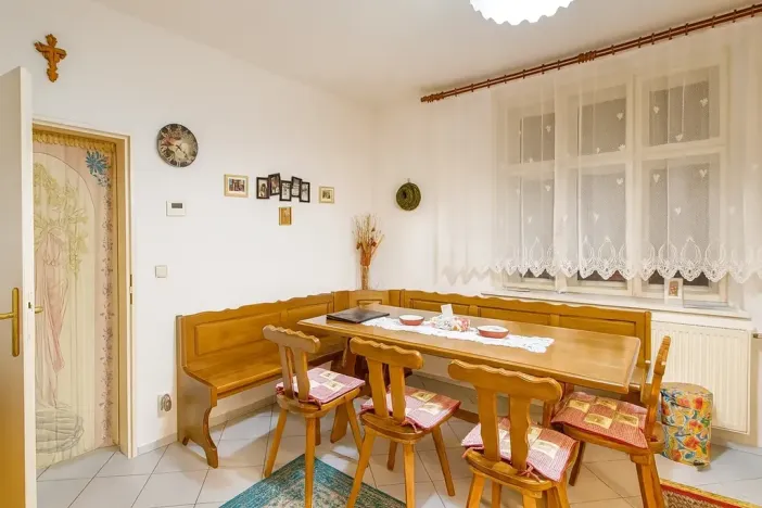 Prodej rodinného domu, Koroužné, 275 m2