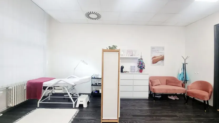 Pronájem obchodního prostoru, Brno, Sukova, 32 m2