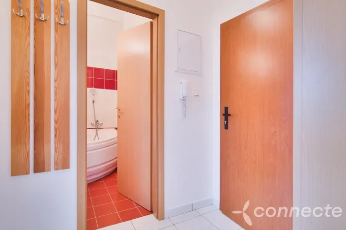 Pronájem bytu 2+kk, Zruč nad Sázavou, náměstí Míru, 36 m2