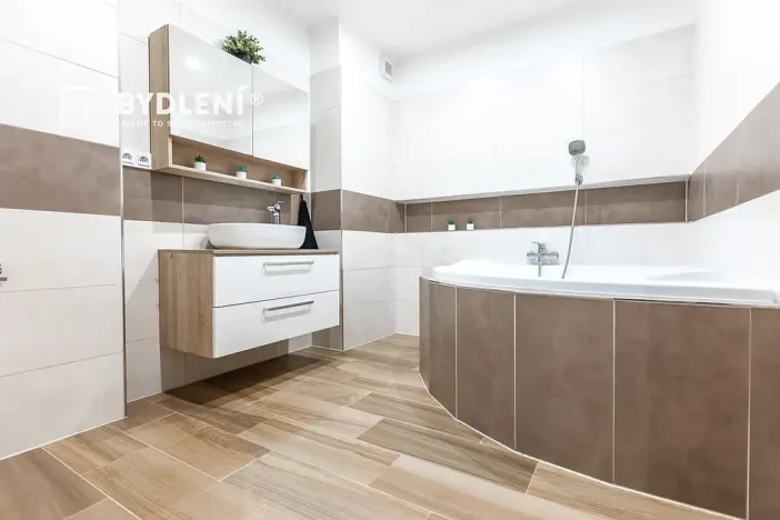 Pronájem bytu 3+kk, Teplice, Trnovanská, 71 m2