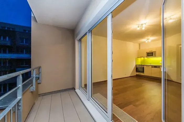 Pronájem bytu 1+kk, Praha - Horní Měcholupy, Mantovská, 40 m2