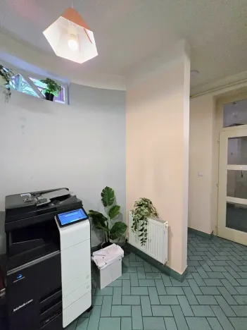 Pronájem kanceláře, Praha - Braník, U háje, 445 m2