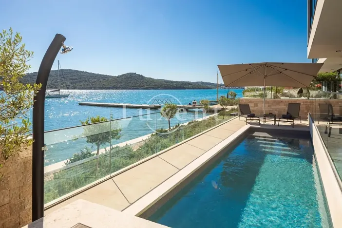 Prodej vily, Šibenik, Chorvatsko, 200 m2