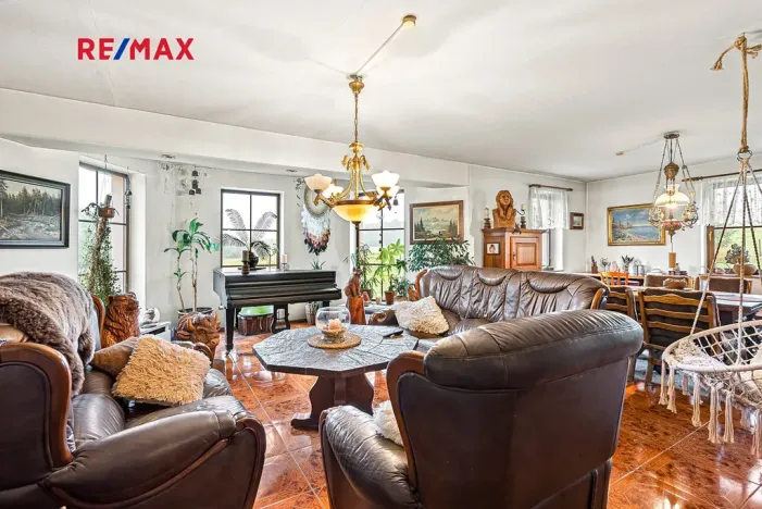 Prodej komerční nemovitosti, Horní Libchava, 555 m2