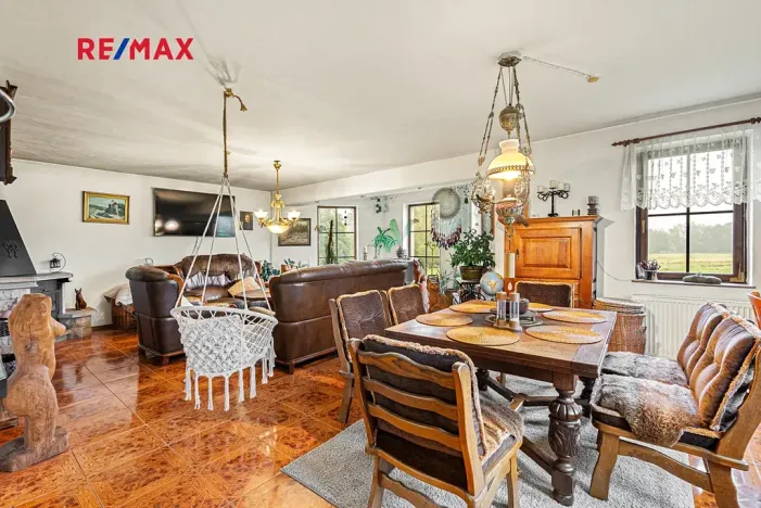 Prodej komerční nemovitosti, Horní Libchava, 555 m2