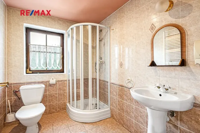 Prodej komerční nemovitosti, Horní Libchava, 555 m2