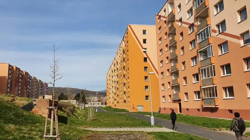 Pronájem bytu 2+kk, Jirkov, Na Borku, 40 m2