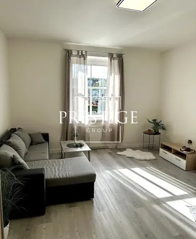 Pronájem bytu 1+kk, Praha - Libeň, Na rozcestí, 29 m2