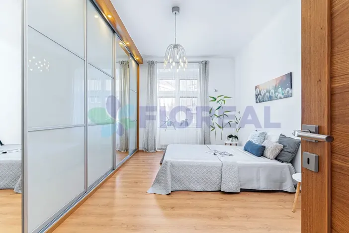 Prodej bytu 2+kk, Praha - Holešovice, U Uranie, 69 m2