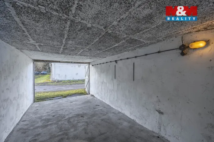Prodej garáže, Pardubice, 30 m2