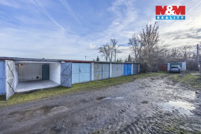 Prodej garáže, Pardubice, 30 m2
