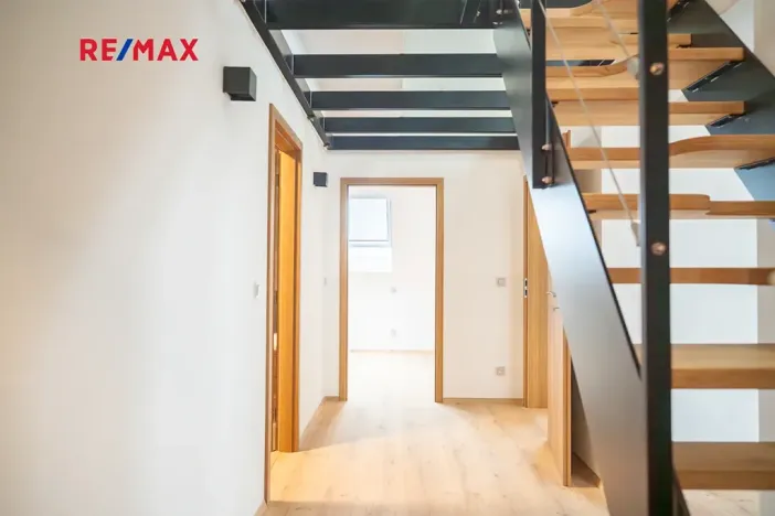 Prodej bytu 4+1, Černilov, 130 m2